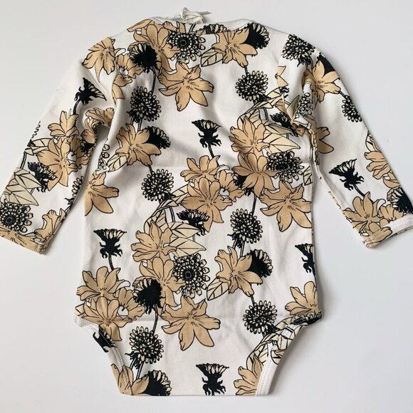 NWT Kate Quinn Organics baby girl bodysuit 12-18 months - Picture 3 of 4